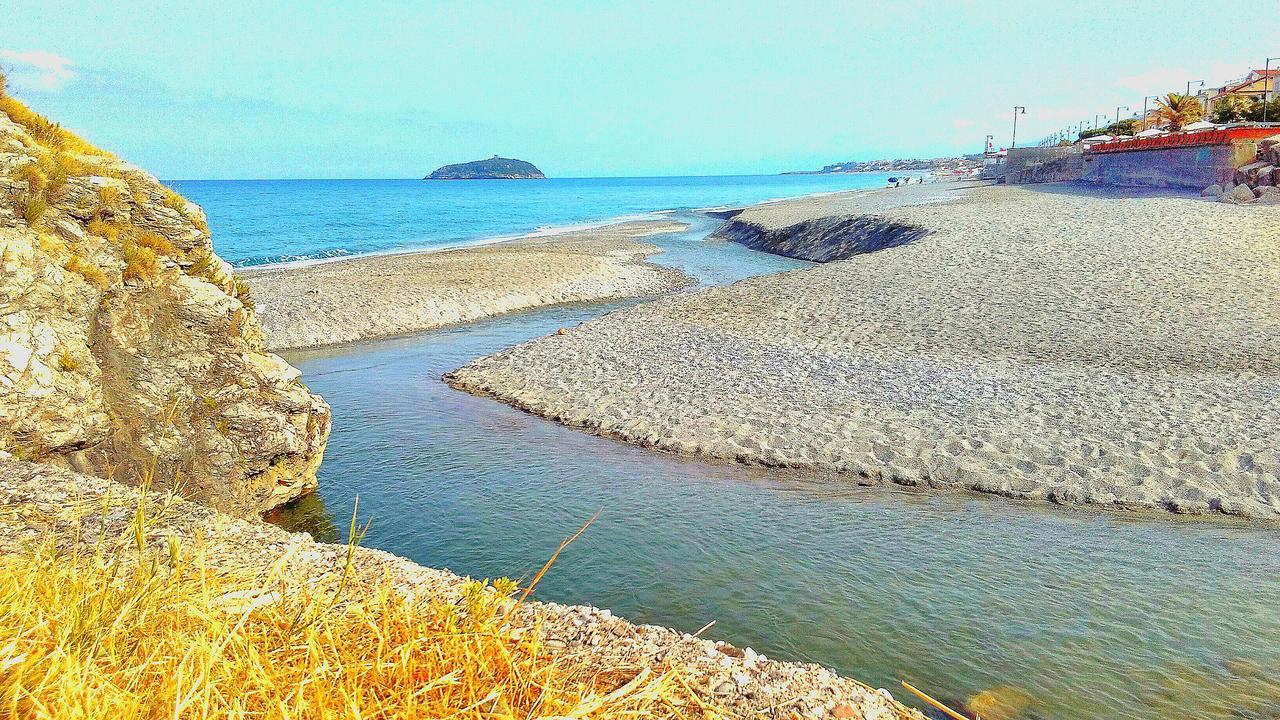 迪亚曼特Caletta Del Porto住宿加早餐旅馆 外观 照片