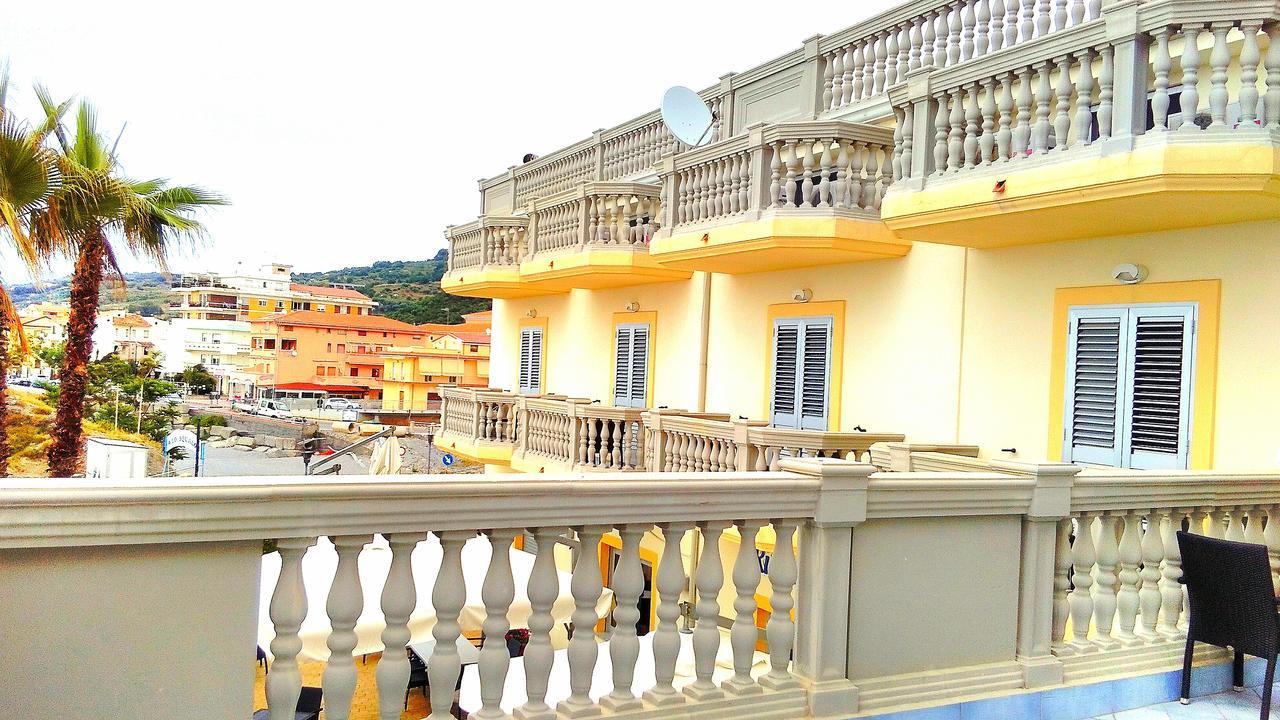 迪亚曼特Caletta Del Porto住宿加早餐旅馆 外观 照片