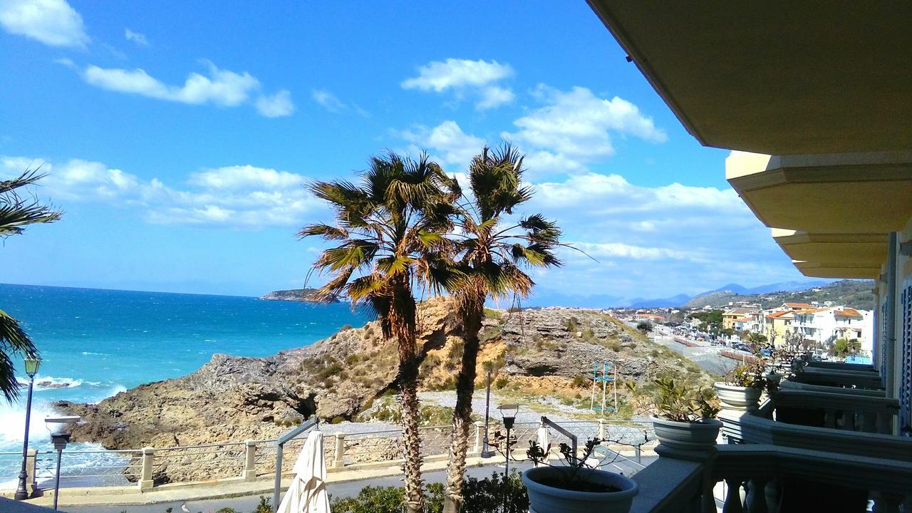 迪亚曼特Caletta Del Porto住宿加早餐旅馆 外观 照片