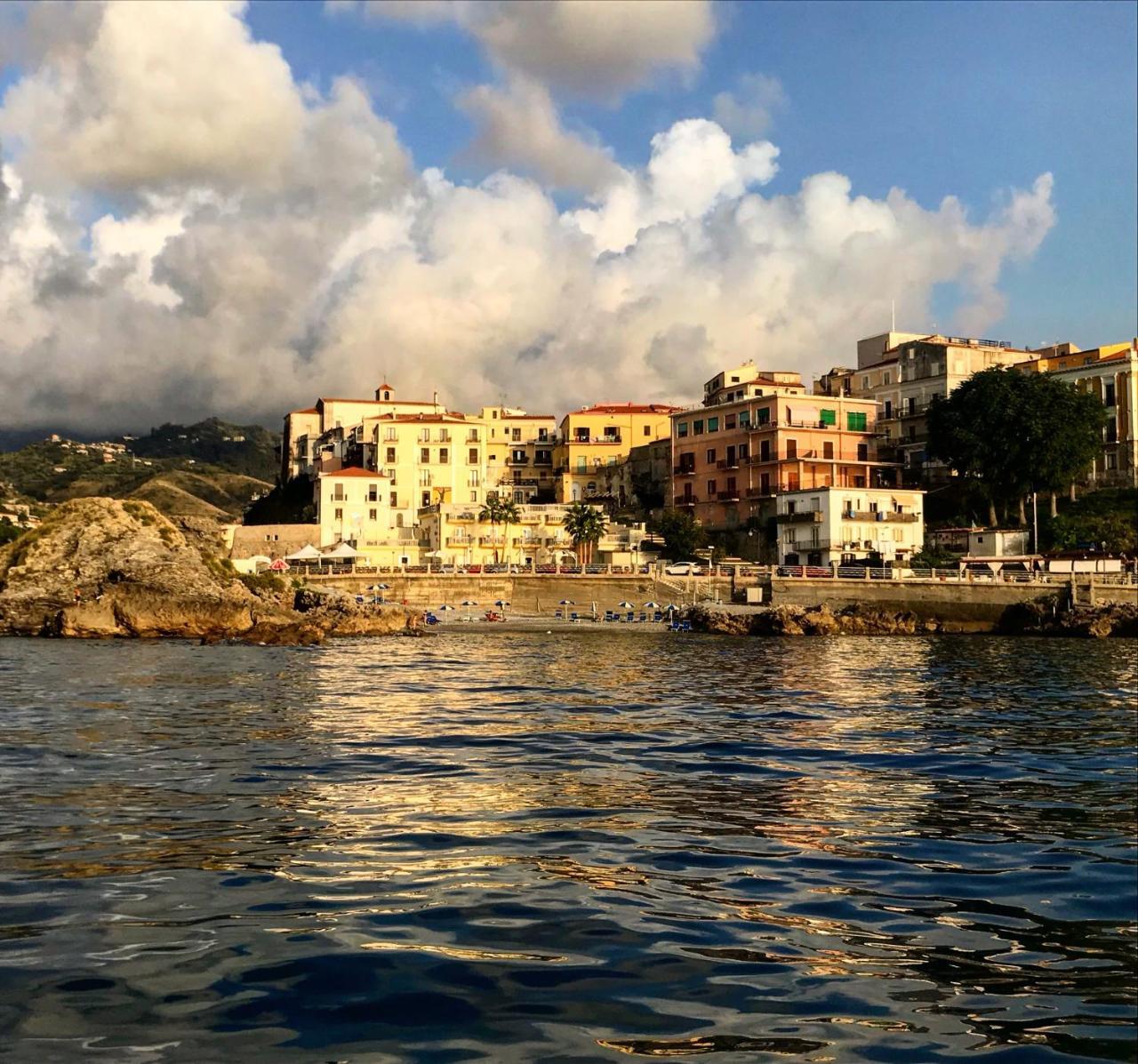 迪亚曼特Caletta Del Porto住宿加早餐旅馆 外观 照片