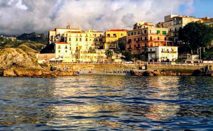 迪亚曼特Caletta Del Porto住宿加早餐旅馆 外观 照片